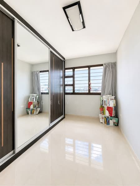 548B Segar Road, 548B Segar Road, 3 Bedrooms, 990 sqft, HDB Flat For Sale, by Jadelyn Ang, 500147261 - PropertyGuru.com.sg