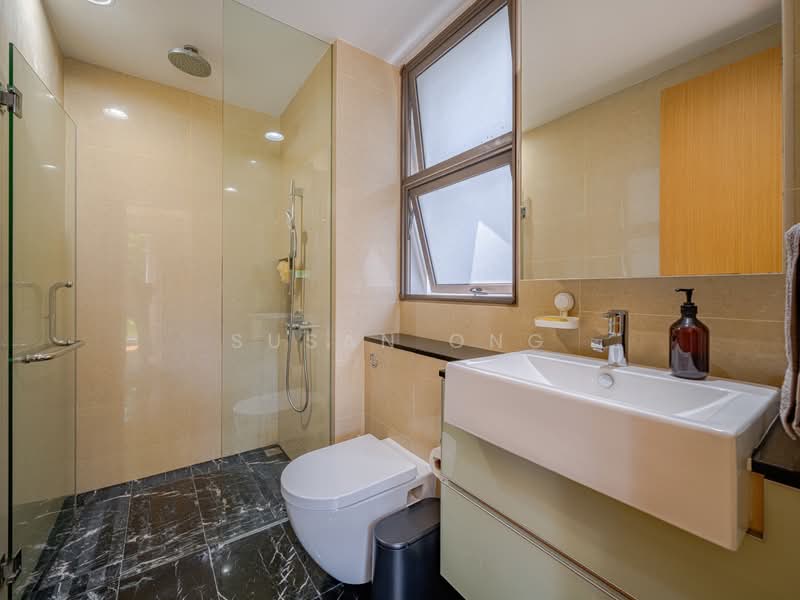 Poets Villas, 224 Tagore Avenue, 5 Bedrooms, 3,649 sqft, Cluster House For Sale, by Susan Ong, 500147263 - Bathroom - PropertyGuru.com.sg