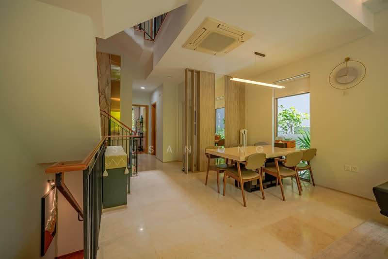 Poets Villas, 224 Tagore Avenue, 5 Bedrooms, 3,649 sqft, Cluster House For Sale, by Susan Ong, 500147263 - Dining Room - PropertyGuru.com.sg