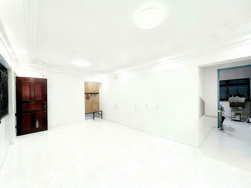 144 Lorong 2 Toa Payoh, 144 Lorong 2 Toa Payoh, 3 Bedrooms, 969 sqft, HDB Flat For Sale, by Iris Lee, 500147287 - Living Room - PropertyGuru.com.sg