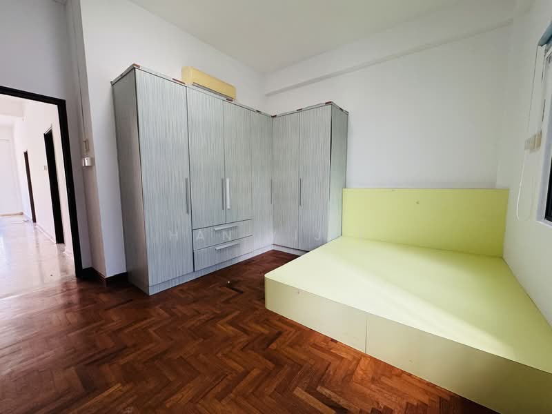 Rare 9999 years lease Walking distance to Paya Lebar MRT, , 3 Bedrooms, 1,507 sqft, Apartment For Sale, by Han Yijie, 500147299 - Bedroom - PropertyGuru.com.sg