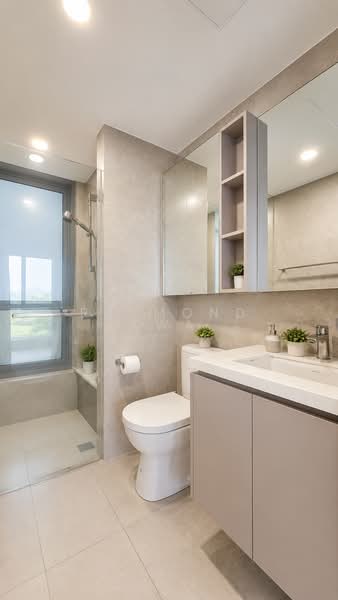 The Visionaire, 174 Canberra Drive, 2 Bedrooms, 721 sqft, Executive Condominium For Rent, by Raymond Kwa, 500147302 - Bathroom - PropertyGuru.com.sg