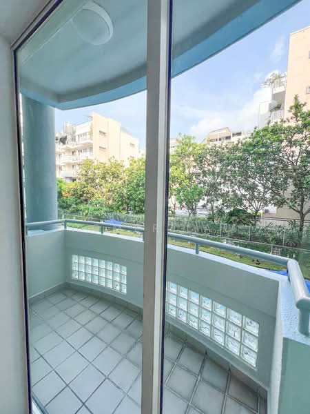 Spacious 4 Bedroom Homes for RENT Near NUS, , 4 Bedrooms, 1,227 sqft, Apartment For Rent, by Homer Lau, 500147320 - Balcony - PropertyGuru.com.sg