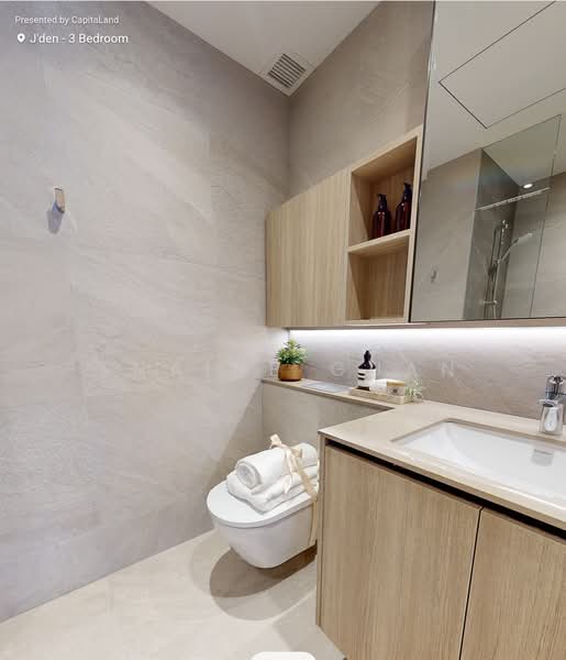 J'den, 2 Jurong East Central 1, 3 Bedrooms, 1,184 sqft, Condominium For Sale, by Shaine Guan, 500147321 - Bathroom - PropertyGuru.com.sg