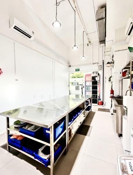 Tai Seng Centre, 3 Irving Road, 303 sqft, Light Industrial (B1) For Rent, by Kezia Lim, 500147324 - Kitchen - CommercialGuru.com.sg