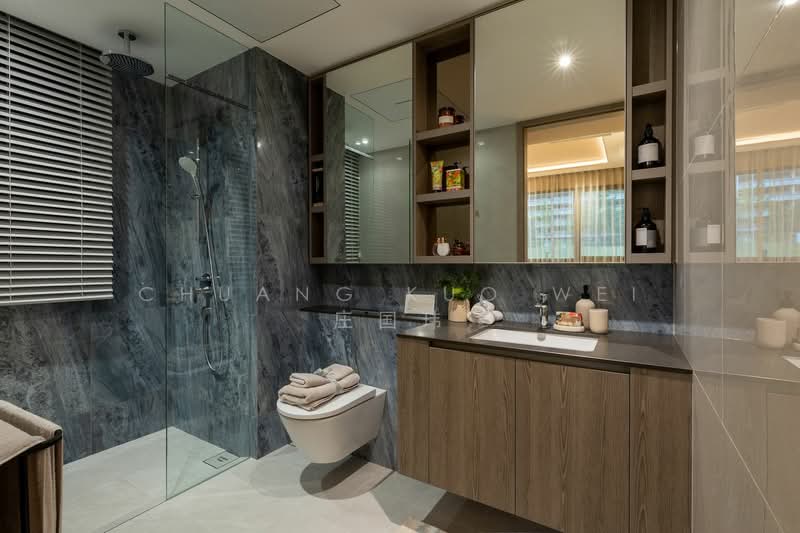 Dunearn House, , 4 Bedrooms, 1,180 sqft, Condominium For Sale, by Chuang Kuo Wei 庄国玮, 500147336 - Bathroom - PropertyGuru.com.sg