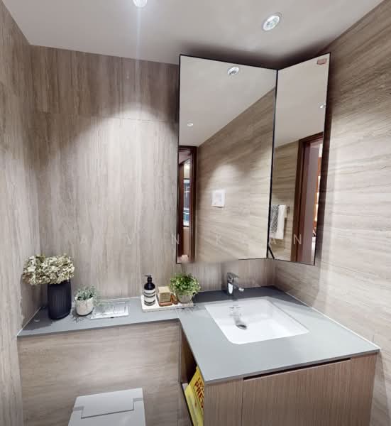 Sora, 73/74/76/78 Yuan Ching Road, 2 Bedrooms, 646 sqft, Condominium For Sale, by Alvin Kwan, 500147337 - Bathroom - PropertyGuru.com.sg