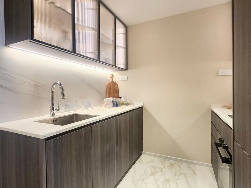 River Green, 11 River Valley Road, 2 Bedrooms, 603 sqft, Condominium For Sale, by Brandon Koh, 500147342 - Kitchen - PropertyGuru.com.sg
