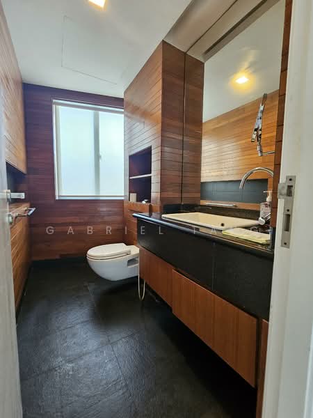 Jalan Ria, , 4 Bedrooms, 5,600 sqft, Semi-Detached House For Rent, by Gabriel Tang, 500147357 - Bathroom - PropertyGuru.com.sg