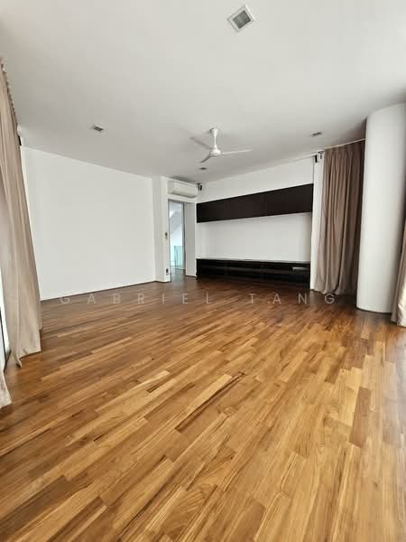 Jalan Ria, , 4 Bedrooms, 5,600 sqft, Semi-Detached House For Rent, by Gabriel Tang, 500147357 - Living Room - PropertyGuru.com.sg