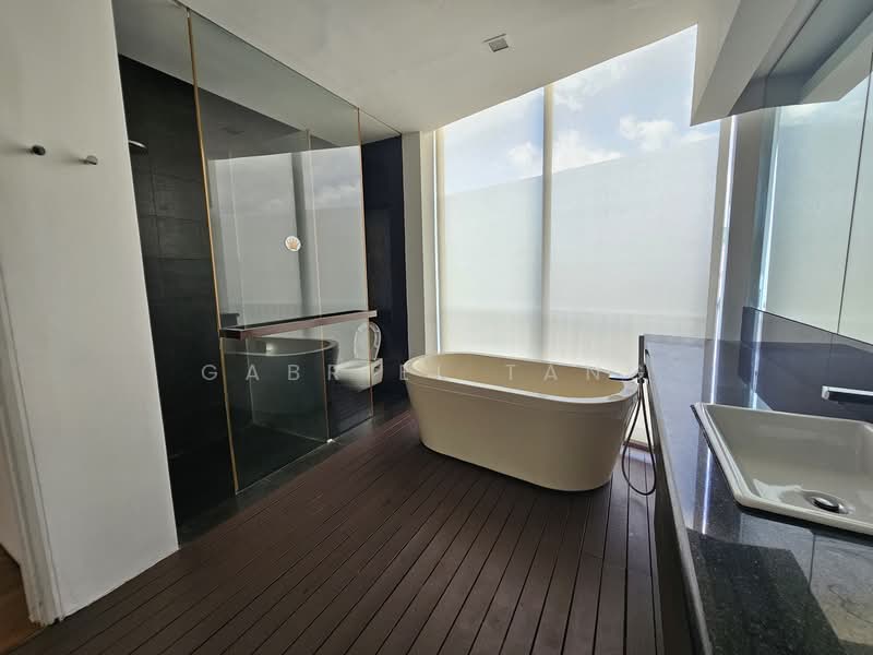 Jalan Ria, , 4 Bedrooms, 5,600 sqft, Semi-Detached House For Rent, by Gabriel Tang, 500147357 - Bathroom - PropertyGuru.com.sg