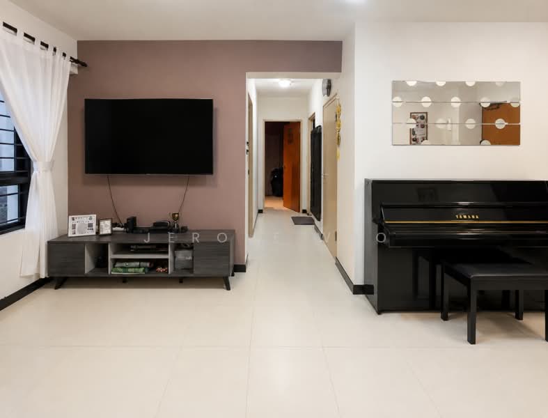 166A Teck Whye Crescent, 166A Teck Whye Crescent, 3 Bedrooms, 721 sqft, HDB Flat For Sale, by Jerome Woo, 500147362 - Living Room - PropertyGuru.com.sg