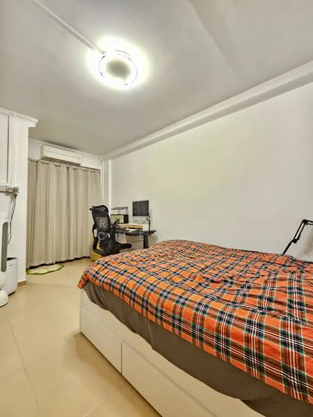 617 Yishun Ring Road, 617 Yishun Ring Road, 2 Bedrooms, 786 sqft, HDB Flat For Sale, by Rayson Cheong, 500147369 - Bedroom - PropertyGuru.com.sg