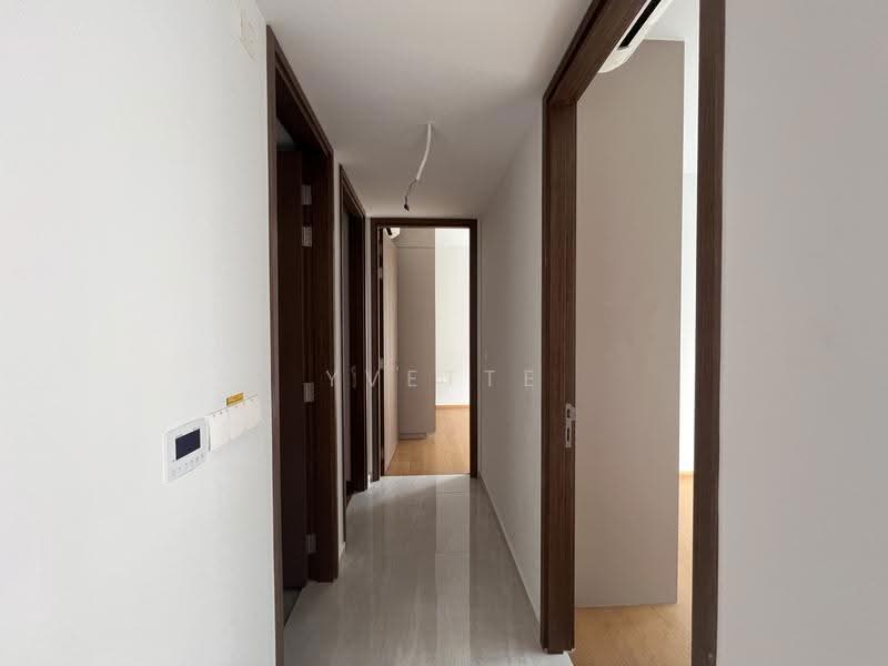 Grand Dunman, 18 Dunman Road, East Coast / Marine Parade, 3 Bedrooms, 958 sqft, Condominium For Sale, by Yvette Au, 500147379 - Corridor - PropertyGuru.com.sg