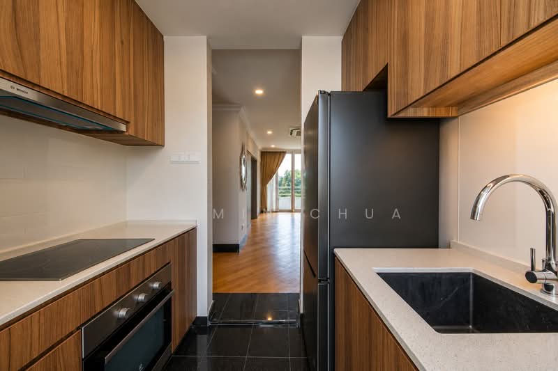The Hermitage, 2 Sarkies Road, 2 Bedrooms, 850 sqft, Apartment For Sale, by Shimin Chua, 500147383 - Kitchen - PropertyGuru.com.sg