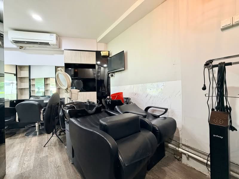 349 Jurong East Avenue 1, Jurong East Avenue 1, 300 sqft, Shop / Shophouse For Rent, by Elson Wang, 500147400 - Interior - CommercialGuru.com.sg