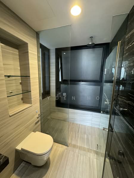 Cube 8, 376 Thomson Road, 2 Bedrooms, 904 sqft, Condominium For Rent, by Jayden Ho, 500147401 - Bathroom - PropertyGuru.com.sg