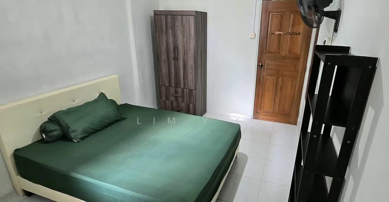 743 Yishun Avenue 5, 743 Yishun Avenue 5, Room Rental, 150 sqft, HDB Flat For Rent, by Lim Y X, 500147403 - Bedroom - PropertyGuru.com.sg