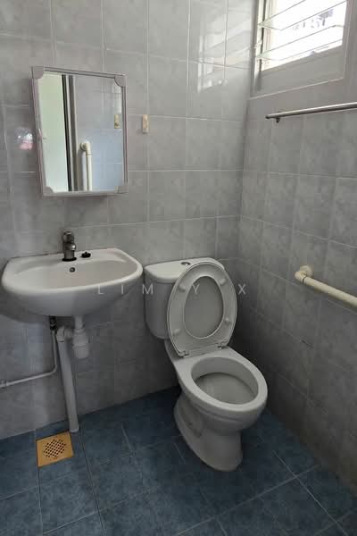 743 Yishun Avenue 5, 743 Yishun Avenue 5, Room Rental, 150 sqft, HDB Flat For Rent, by Lim Y X, 500147403 - PropertyGuru.com.sg
