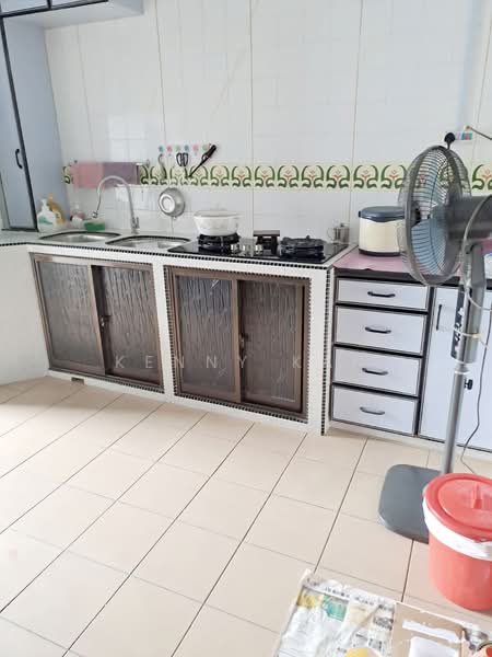 712 Jurong West Street 71, 712 Jurong West Street 71, Room Rental, 100 sqft, HDB Flat For Rent, by Kenny Kan, 500147404 - Kitchen - PropertyGuru.com.sg