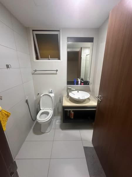 1 Canberra, 15 Canberra Drive, Room Rental, 1,055 sqft, Executive Condominium For Rent, by Xenden Ong, 500147405 - Bathroom - PropertyGuru.com.sg