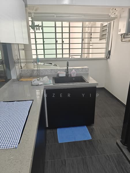 527C Costa Ris, 527C Pasir Ris Street 51, 2 Bedrooms, 721 sqft, HDB Flat For Rent, by Hanzer Yip, 500147410 - Kitchen - PropertyGuru.com.sg
