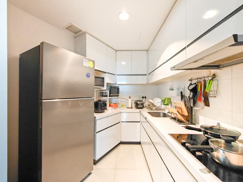The Interlace, 180 Depot Road, 2 Bedrooms, 1,001 sqft, Condominium For Sale, by Bevelry Liew, 500147429 - Kitchen - PropertyGuru.com.sg
