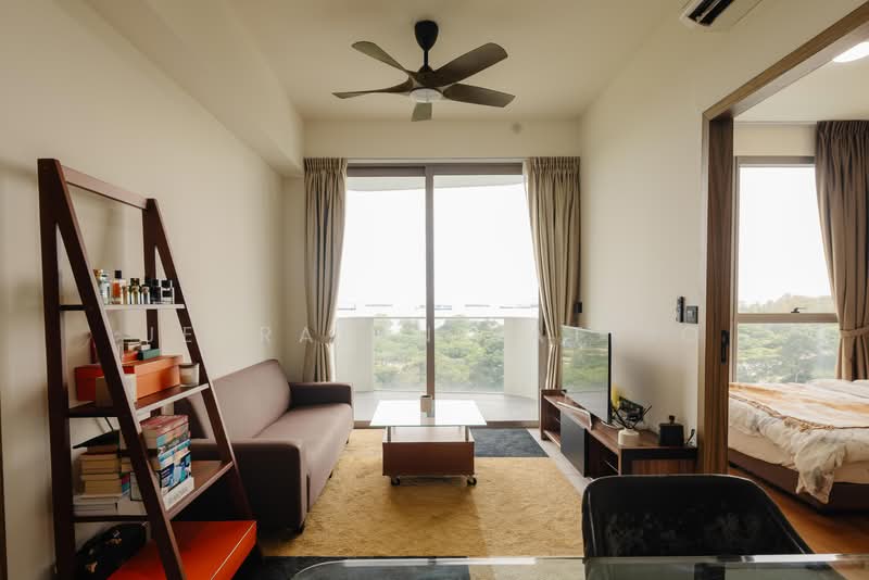 Coastline Residences, 7 Amber Road, 2 Bedrooms, 710 sqft, Condominium For Sale, by Jerralyn Satrio, 500147436 - Living Room - PropertyGuru.com.sg