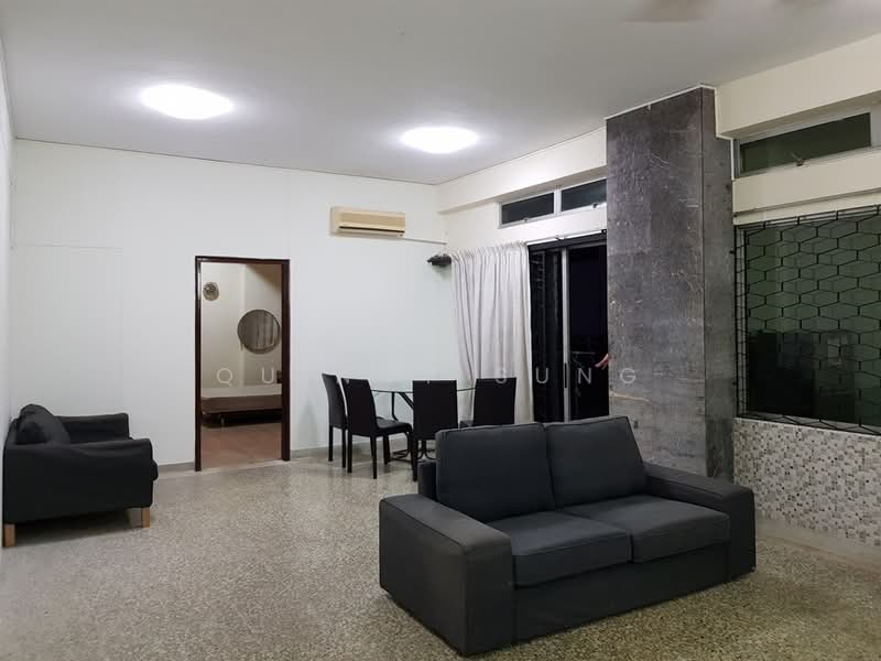 21 Jalan Jamal, , 1 Bedroom, 801 sqft, Bungalow House For Rent, by Quincy Sung, 500147437 - Living Room - PropertyGuru.com.sg