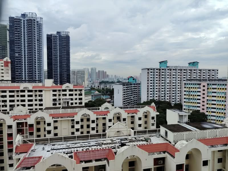 62 Lorong 4 Toa Payoh, 62 Lorong 4 Toa Payoh, 4 Bedrooms, 1,292 sqft, HDB Flat For Sale, by Rosalind Chong, 500147446 - Exterior - PropertyGuru.com.sg