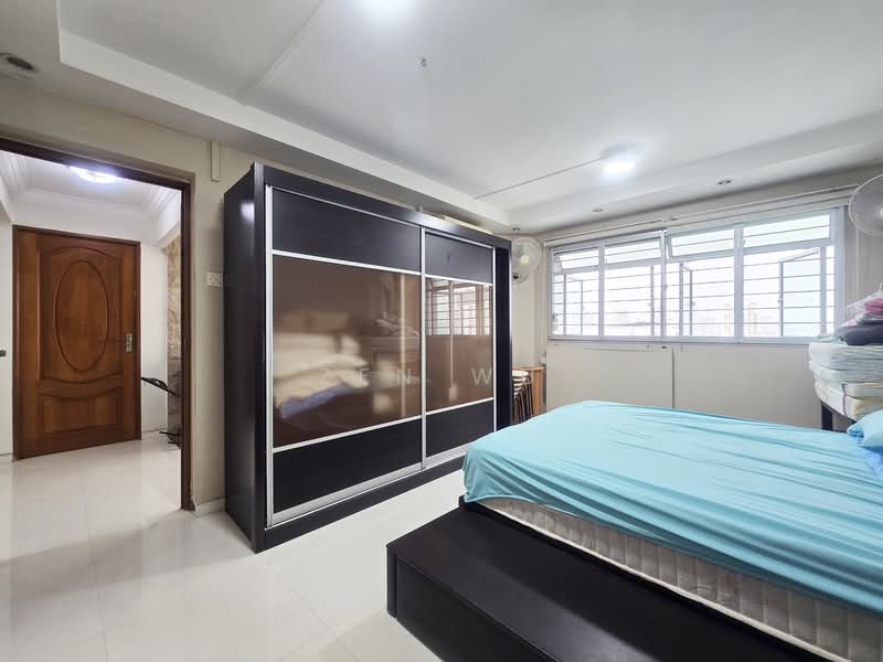 111 Jurong East Street 13, 111 Jurong East Street 13, 3 Bedrooms, 1,291 sqft, HDB Flat For Sale, by Zen Wu, 500147450 - Master Bedroom - PropertyGuru.com.sg