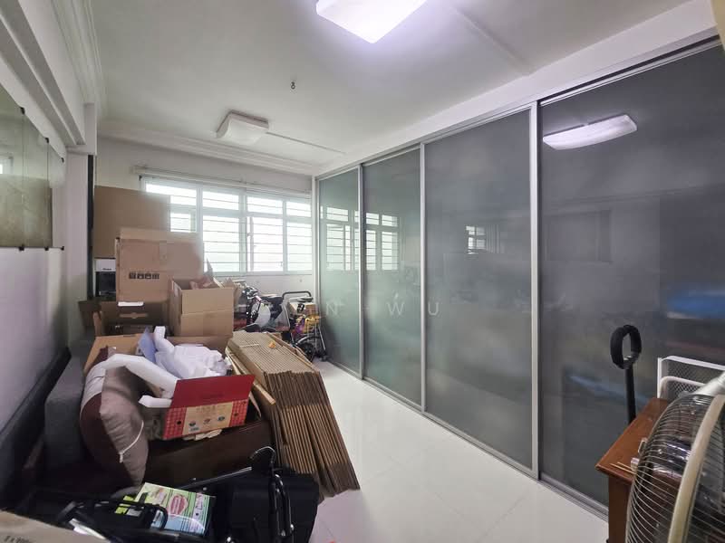 111 Jurong East Street 13, 111 Jurong East Street 13, 3 Bedrooms, 1,291 sqft, HDB Flat For Sale, by Zen Wu, 500147450 - Bedroom 3 - PropertyGuru.com.sg