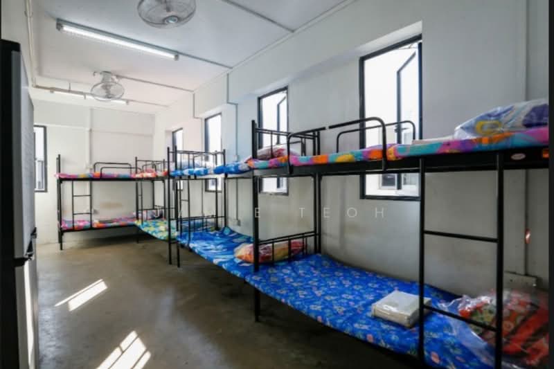 Shaw Lodge Dormitory, near Tai Seng MRT, Shaw Road, Room Rental, 400 sqft, Shophouse For Rent, by Jamie Teoh, 500147451 - Bedroom - PropertyGuru.com.sg