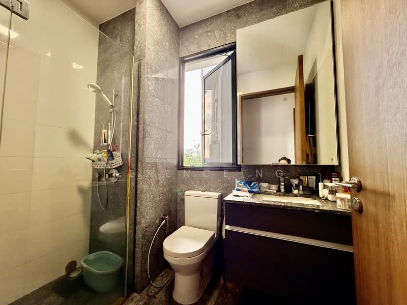Eco Sanctuary, 65 Chestnut Avenue, 2 Bedrooms, 775 sqft, Condominium For Sale, by Terence Ng, 500147453 - Bathroom - PropertyGuru.com.sg
