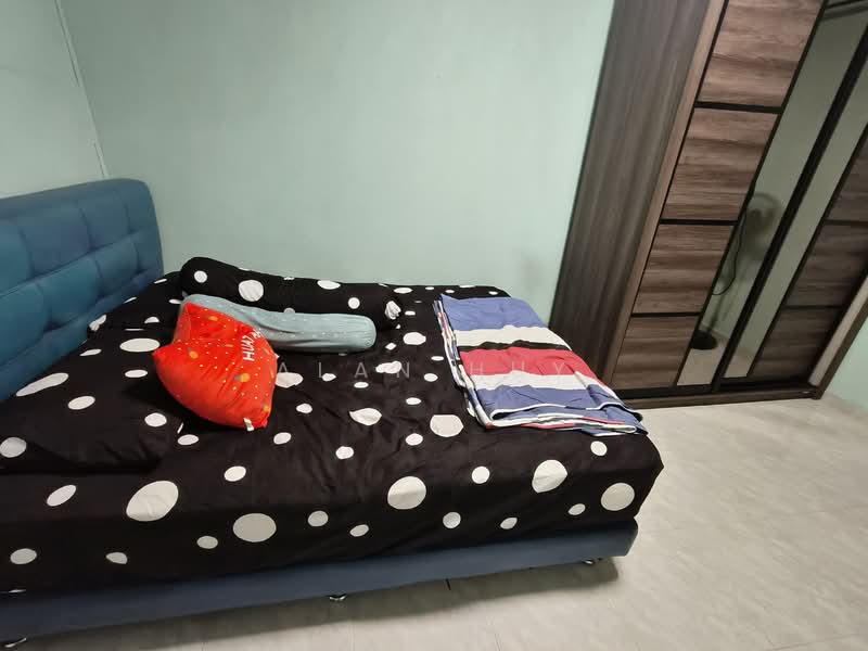 12 Lorong 7 Toa Payoh, 12 Lorong 7 Toa Payoh, Room Rental, 200 sqft, HDB Flat For Rent, by Alan Huy, 500147454 - Bedroom - PropertyGuru.com.sg