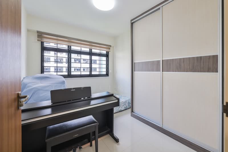 997A Buangkok Crescent, 997A Buangkok Crescent, 3 Bedrooms, 1,001 sqft, HDB Flat For Sale, by jeff Lim 林柏兑, 500147462 - Bedroom - PropertyGuru.com.sg