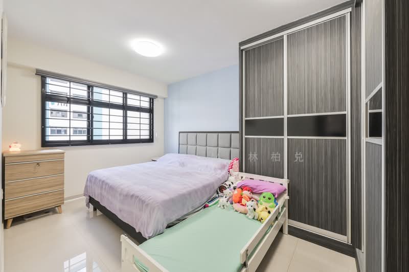 997A Buangkok Crescent, 997A Buangkok Crescent, 3 Bedrooms, 1,001 sqft, HDB Flat For Sale, by jeff Lim 林柏兑, 500147462 - Bedroom - PropertyGuru.com.sg
