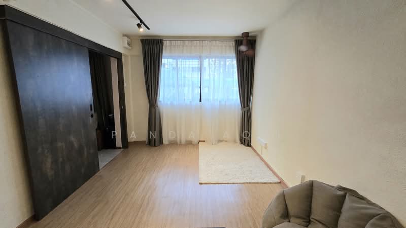 109 Bedok Reservoir Road, 109 Bedok Reservoir Road, Room Rental, 150 sqft, HDB Flat For Rent, by Panda Aqil, 500147463 - Living Room - PropertyGuru.com.sg