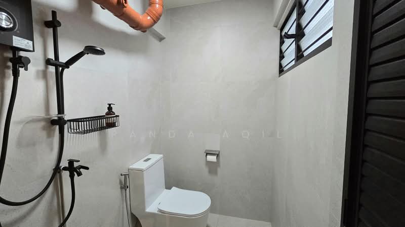 109 Bedok Reservoir Road, 109 Bedok Reservoir Road, Room Rental, 150 sqft, HDB Flat For Rent, by Panda Aqil, 500147463 - Bathroom - PropertyGuru.com.sg