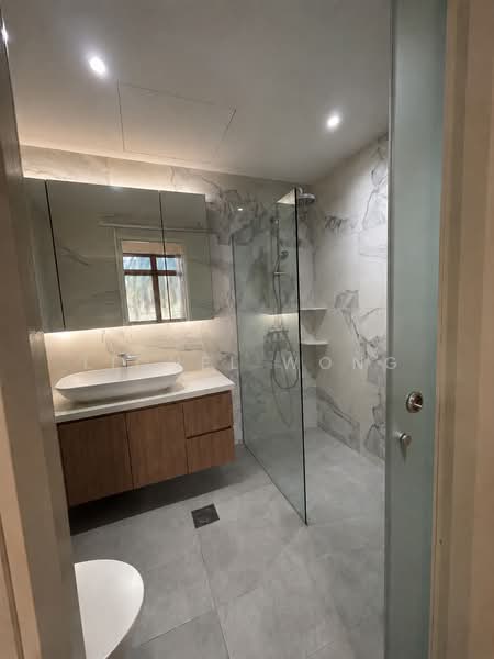 High Oak Condo, 11 Toh Tuck Road, 3 Bedrooms, 1,184 sqft, Condominium For Sale, by Lionel Wong, 500147469 - Bathroom - PropertyGuru.com.sg