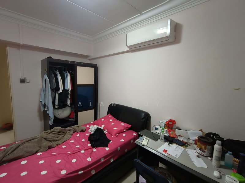 122A Sengkang East Way, 122A Sengkang East Way, Room Rental, 200 sqft, HDB Flat For Rent, by Alan Huy, 500147473 - Bedroom - PropertyGuru.com.sg