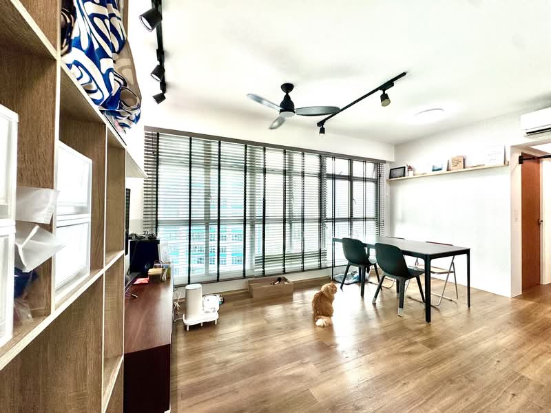 440A Clementi Avenue 3, 440A Clementi Avenue 3, 2 Bedrooms, 743 sqft, HDB Flat For Sale, by Rion Ong, 500147474 - Living Room - PropertyGuru.com.sg