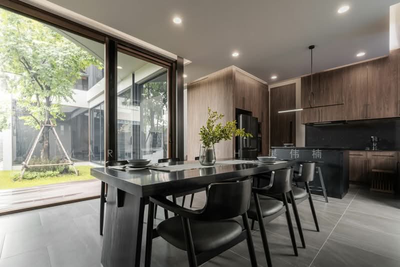 🔥黄金地段 near Cluny Hill 🔥near Botanic Gardens 🔥Rare Wide Plot🔥, , 10+ Bedrooms, 3,500 sqft, Good Class Bungalow For Sale, by Martin Goh 吴伟楠, 500147482 - Dining Room - PropertyGuru.com.sg