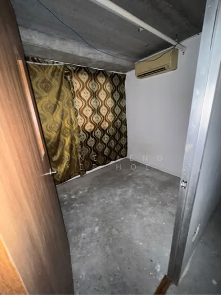 Ascent @ Gambas, 6 Gambas Way, 2,336 sqft, Factory / Workshop (B2) For Sale, by June Leng Yee Hoe, 500147484 - CommercialGuru.com.sg