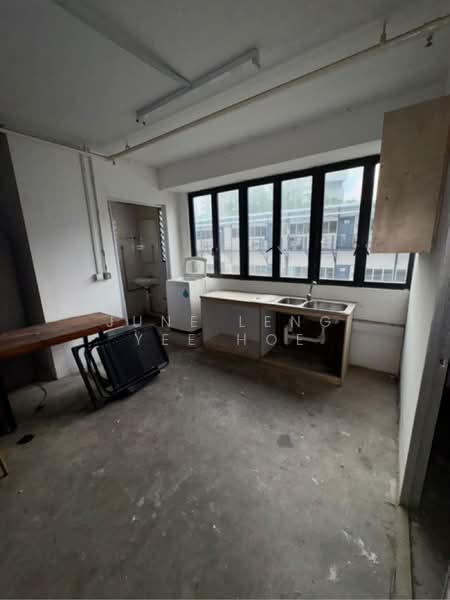 Ascent @ Gambas, 6 Gambas Way, 2,336 sqft, Factory / Workshop (B2) For Sale, by June Leng Yee Hoe, 500147484 - CommercialGuru.com.sg