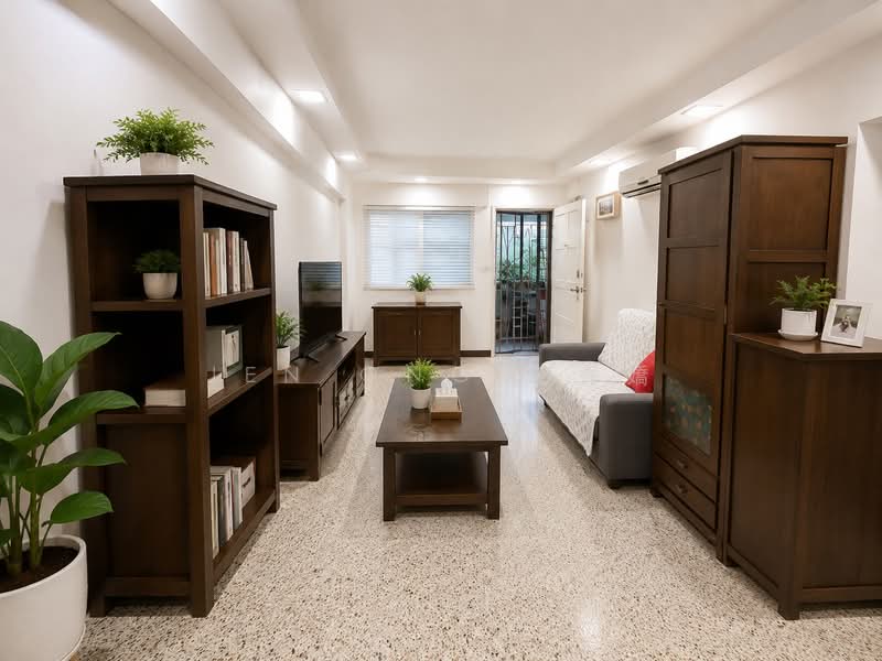 328 Ang Mo Kio Avenue 3, 328 Ang Mo Kio Avenue 3, 3 Bedrooms, 786 sqft, HDB Flat For Sale, by Jen Ong 王秀嬌, 500147486 - Living Room - PropertyGuru.com.sg