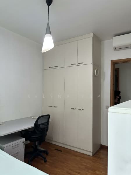 The Dew, 30 Bukit Batok St 21, Room Rental, 110 sqft, Executive Condominium For Rent, by Selena Yap, 500147492 - Study - PropertyGuru.com.sg