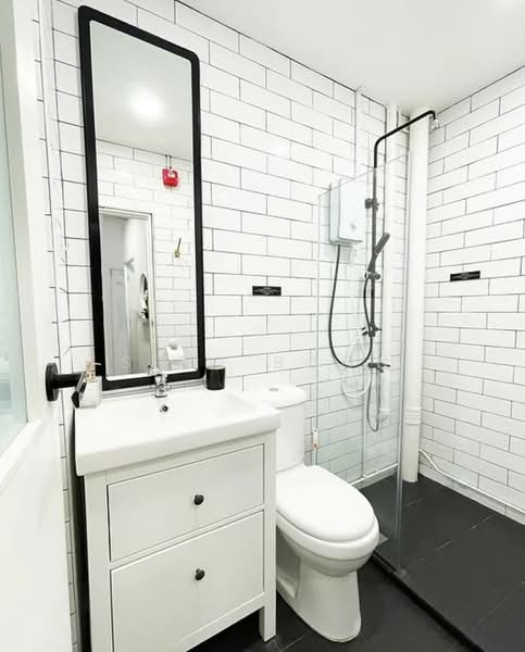 53 Tras Street, , 1,528 sqft, Shop / Shophouse For Rent, by Siew Boon, 500147502 - Bathroom - CommercialGuru.com.sg