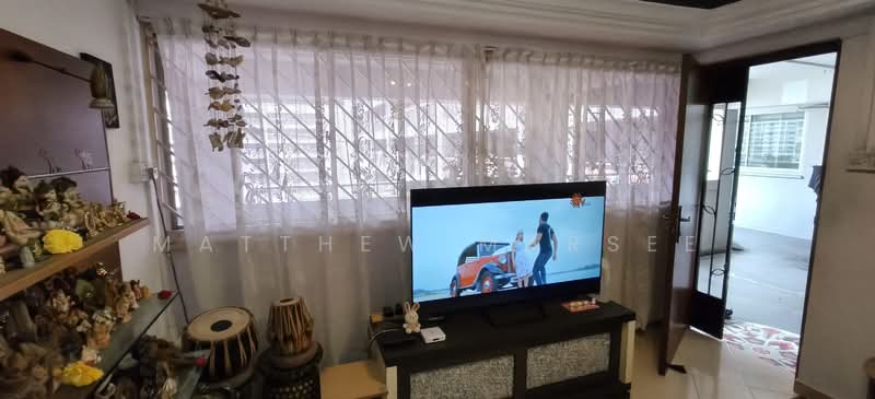 121 Mcnair Road, 121 Mcnair Road, 3 Bedrooms, 1,119 sqft, HDB Flat For Sale, by Matthew Marsee, 500147503 - Living Room - PropertyGuru.com.sg
