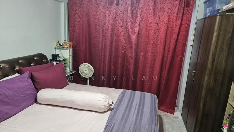 135 Lorong Ah Soo, 135 Lorong Ah Soo, 3 Bedrooms, 1,119 sqft, HDB Flat For Sale, by Benny Lau, 500147511 - Bedroom - PropertyGuru.com.sg